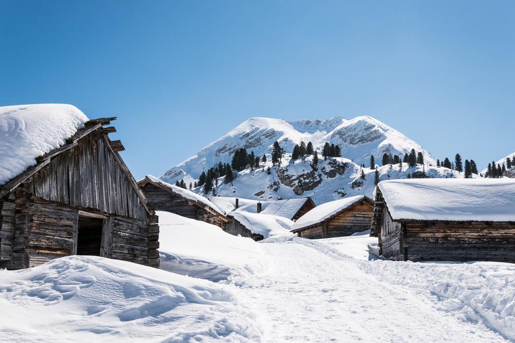Hotel Conturines San Cassiano  Dış mekan fotoğraf