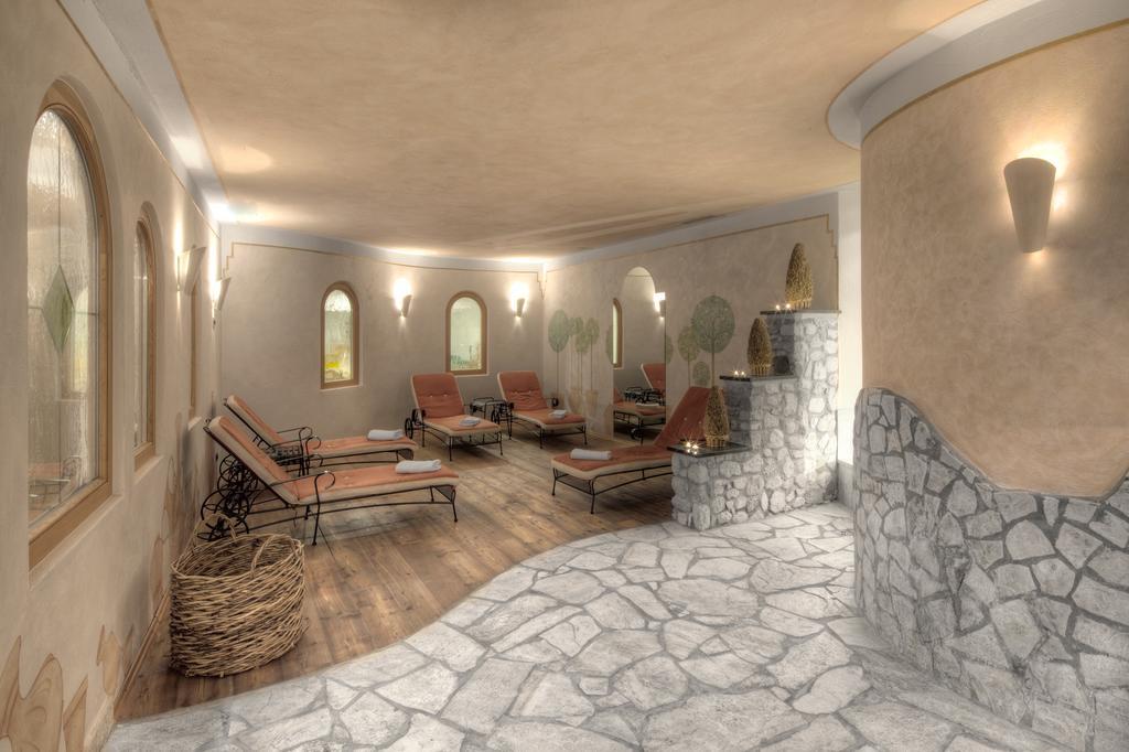 Hotel Conturines San Cassiano  Dış mekan fotoğraf